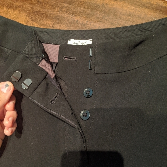 Wilfred Pleated HR shorts - Picture 4 of 9